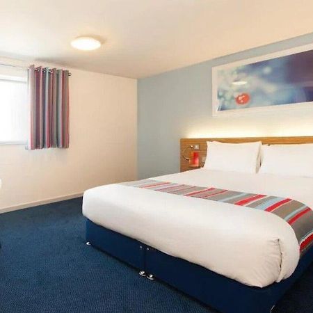 Travelodge Bromborough Port Sunlight Εξωτερικό φωτογραφία