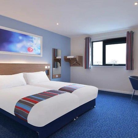 Travelodge Bromborough Port Sunlight Εξωτερικό φωτογραφία